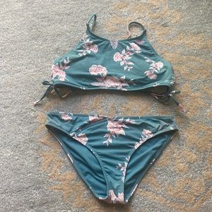 Roxy Girls Bikini set size 16